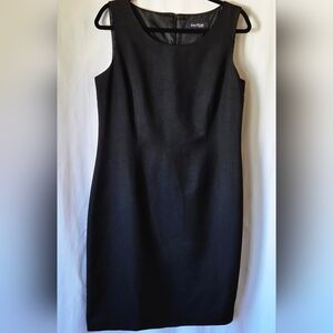 Evan Picone Classic Black Dress That Should Be In Every Closet.